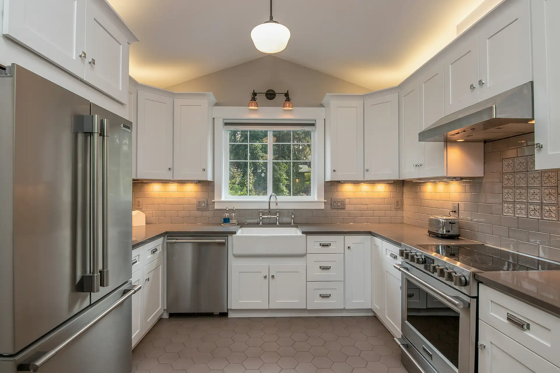 Reno 613 Ottawa kitchen renovation project showcasing modern design and quality craftsmanship